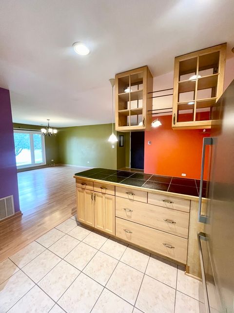 Tiny photo for 1306 S New Wilke Road #2B, Arlington Heights, IL 60005 (MLS # 12529115)