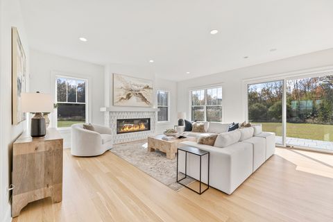 Tiny photo for 1959 Windridge Drive, Lake Forest, IL 60045 (MLS # 12294954)