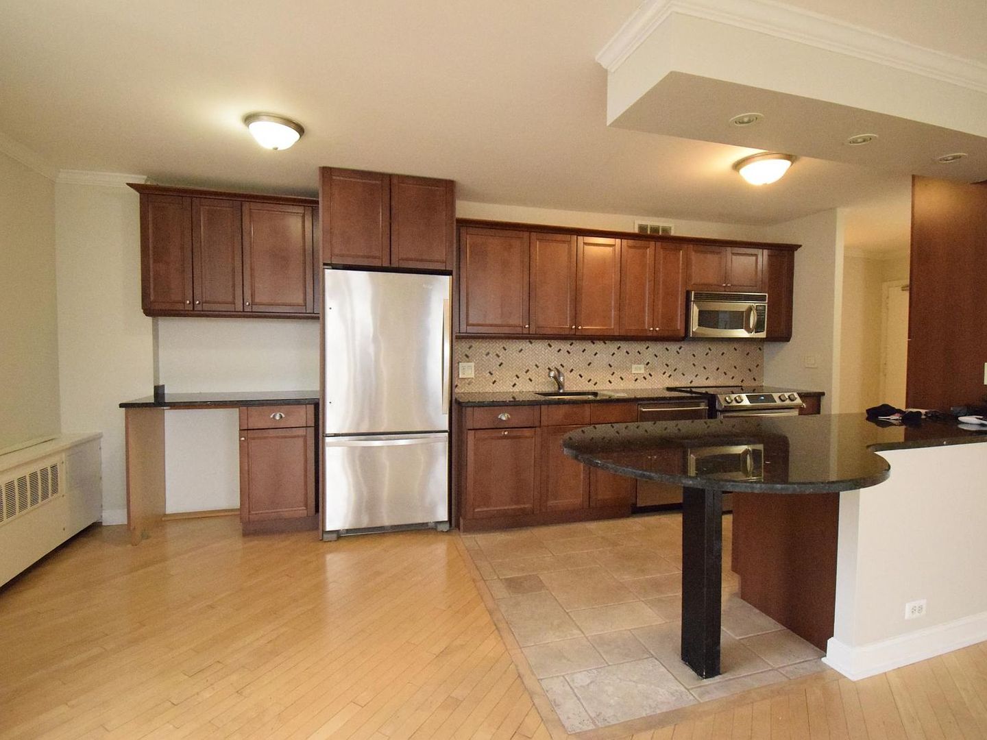 1360 N Sandburg Terrace 2101