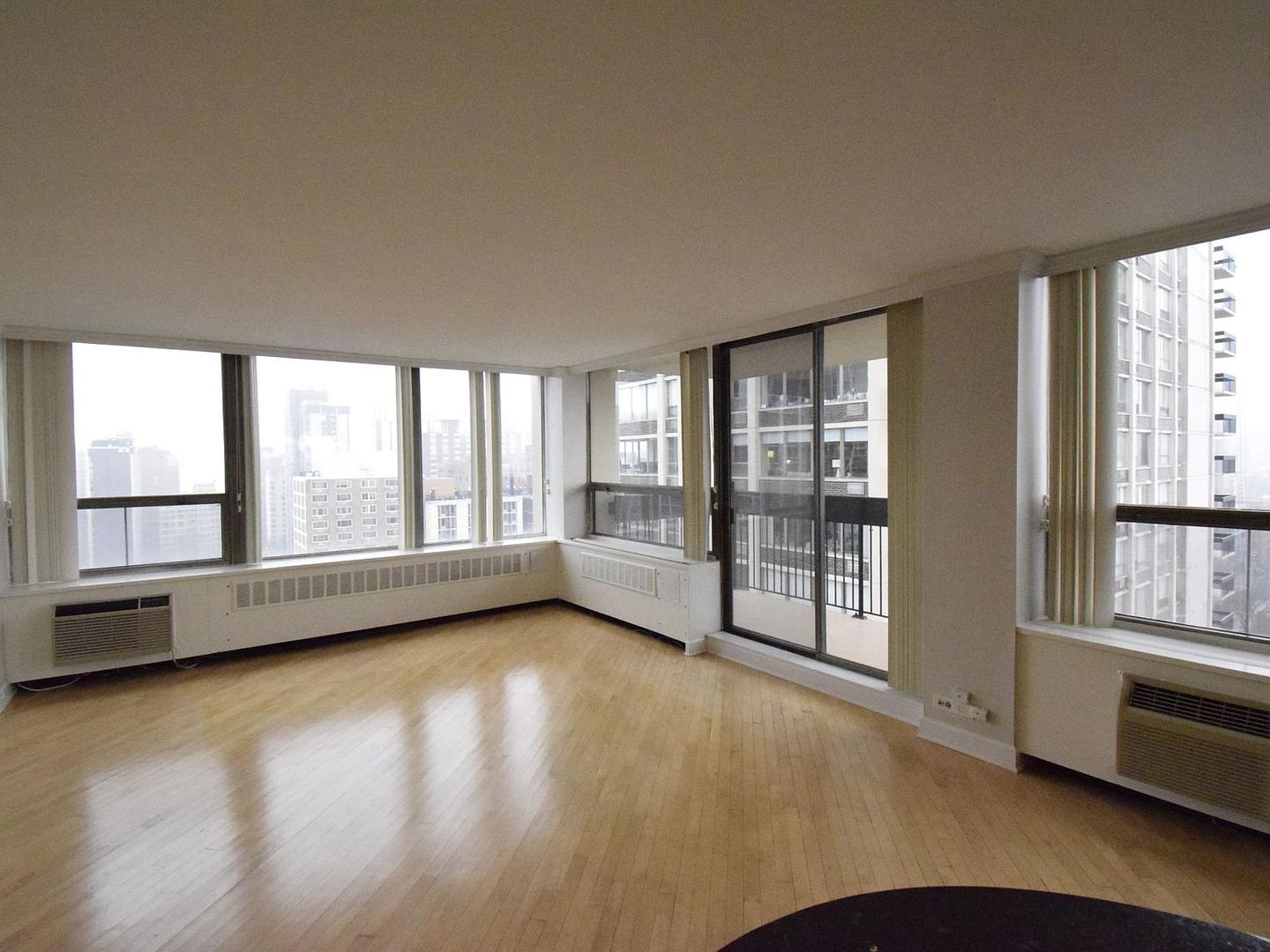 1360 N Sandburg Terrace 2101