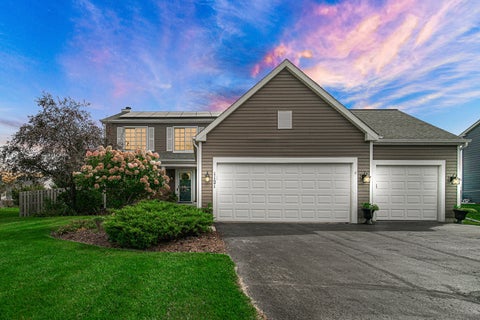 Tiny photo for 1121 Millcreek Lane, Algonquin, IL 60102 (MLS # 12764291)