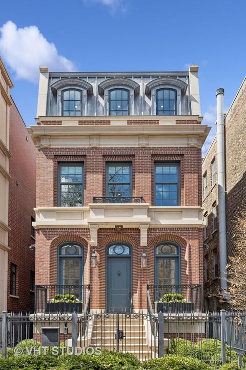 2140 N Seminary Avenue Chicago IL 60614