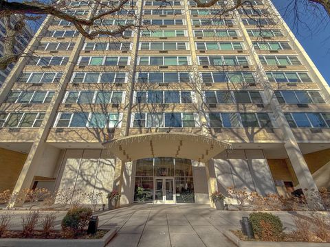 336 W Wellington Avenue 405 Chicago IL 60657