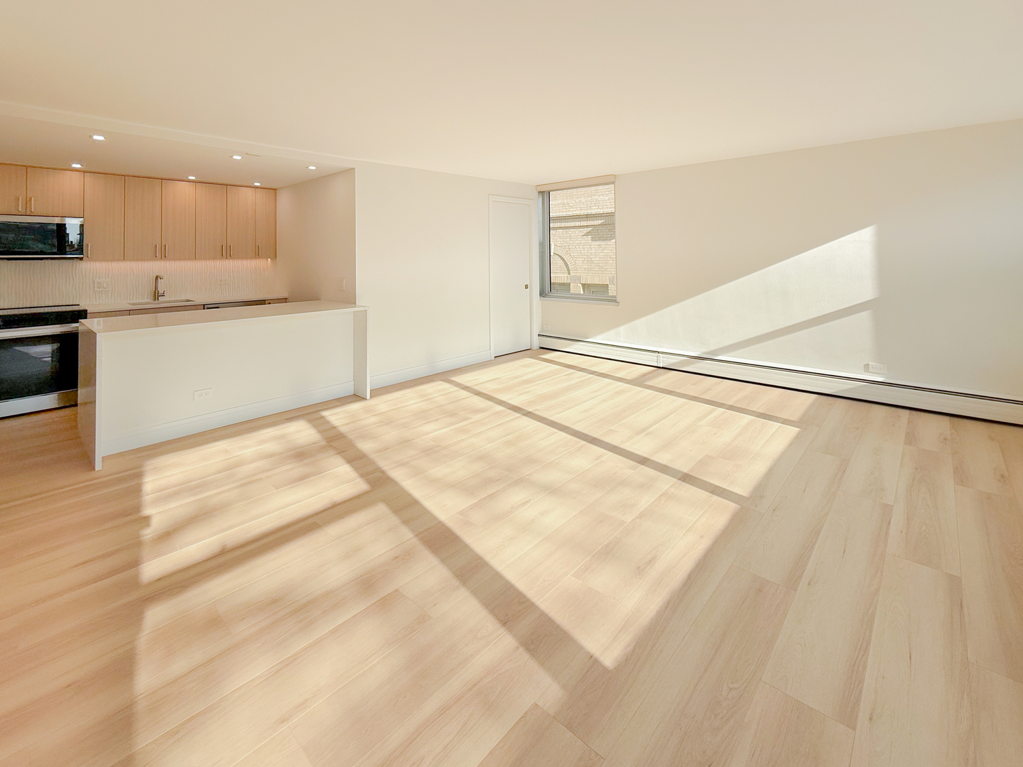 336 W Wellington Avenue 405