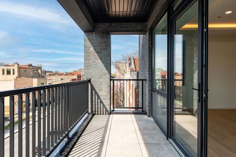 Tiny photo for 2072 N Western Avenue #PH-402, Chicago, IL 60647 (MLS # 12621239)