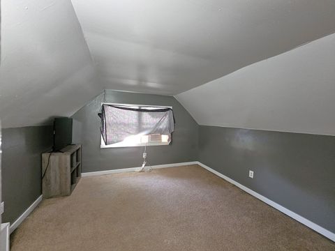 Tiny photo for 2614 McKinley Avenue, Davenport, IA 52802 (MLS # 12549316)