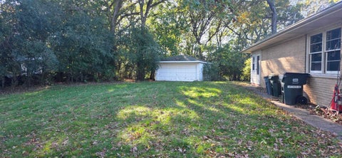 Tiny photo for 141 county line Road, Barrington, IL 60010 (MLS # 12790073)