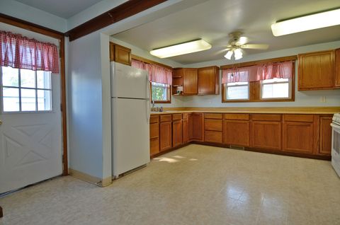 Tiny photo for 708 Lundy Street, Streator, IL 61364 (MLS # 12483893)