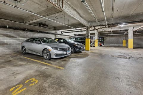 Tiny photo for 3920 N Sheridan Road #505, Chicago, IL 60613 (MLS # 12691558)