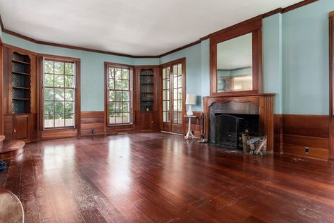 Tiny photo for 2014 Glenview Road, Rockford, IL 61107 (MLS # 12473496)