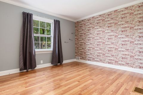 Tiny photo for 2014 Glenview Road, Rockford, IL 61107 (MLS # 12473496)