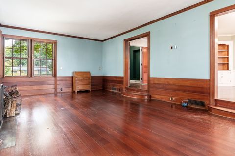 Tiny photo for 2014 Glenview Road, Rockford, IL 61107 (MLS # 12473496)