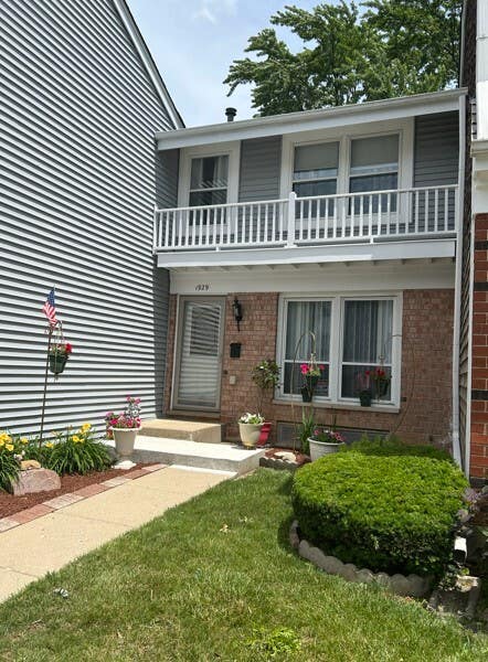 Tiny photo for 1929 Whitingham Lane, Hoffman Estates, IL 60169 (MLS # 12724813)