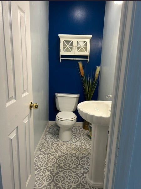 Tiny photo for 1929 Whitingham Lane, Hoffman Estates, IL 60169 (MLS # 12724813)
