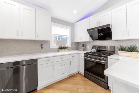 Tiny photo for 345 W Swann Street, Chicago, IL 60609 (MLS # 12616031)