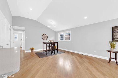 Tiny photo for 345 W Swann Street, Chicago, IL 60609 (MLS # 12616031)