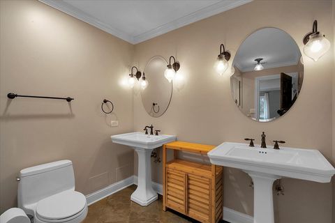 Tiny photo for 1002 Castilian Court #302, Glenview, IL 60025 (MLS # 12540131)