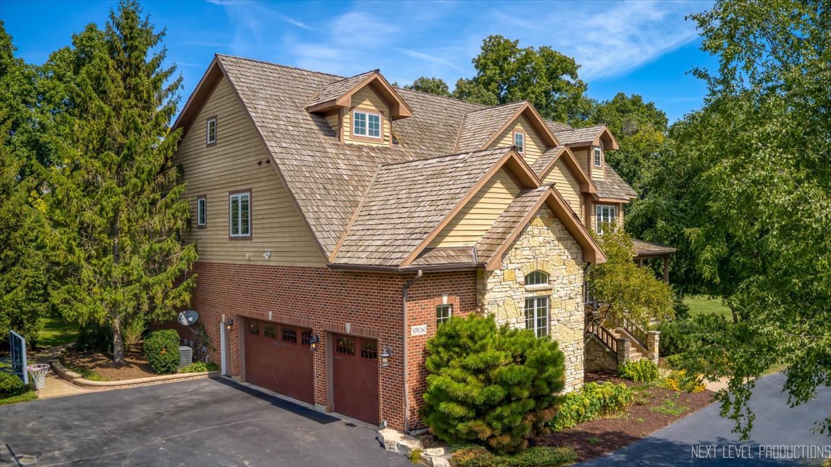 30W260 White Oak Lane