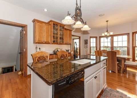 Tiny photo for 28055 238TH Street, Le Claire, IA 52753 (MLS # QC4268951)