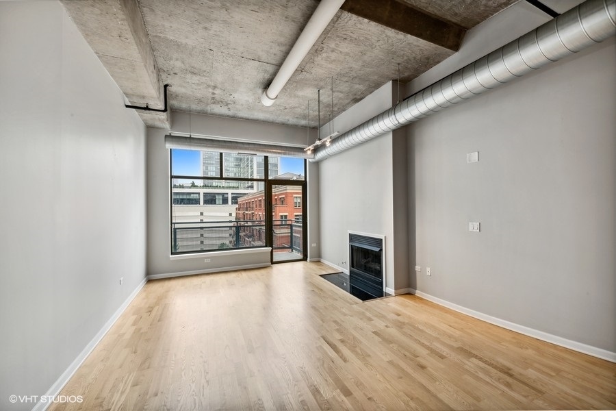 125 E 13TH Street 1303