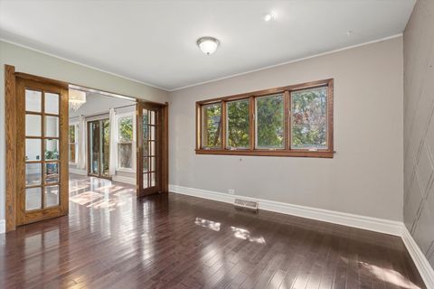 Tiny photo for 241 Diamond Head Drive, Des Plaines, IL 60018 (MLS # 12477053)