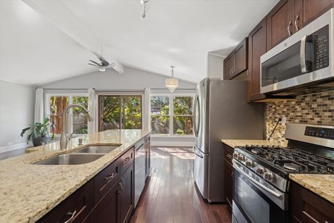 Tiny photo for 241 Diamond Head Drive, Des Plaines, IL 60018 (MLS # 12477053)