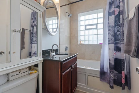 Tiny photo for 7050 N Damen Avenue #3S, Chicago, IL 60645 (MLS # 12648850)