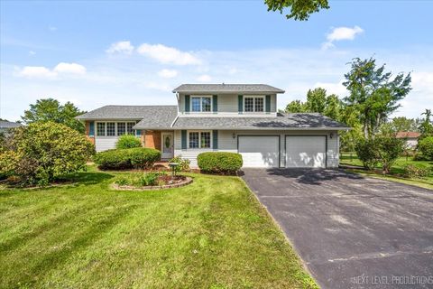 Photo of 38W144 Beckman Trail, Elgin, IL 60124 (MLS # 12474864)