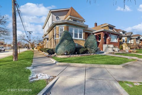 A home in Elmwood Park