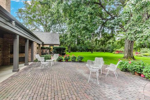 Tiny photo for 650 Midfield Lane, Northbrook, IL 60062 (MLS # 12480003)