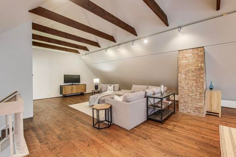 Tiny photo for 650 Midfield Lane, Northbrook, IL 60062 (MLS # 12480003)