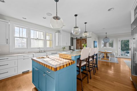 Tiny photo for 412 Central Avenue, Wilmette, IL 60091 (MLS # 12568859)