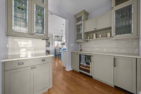 Tiny photo for 412 Central Avenue, Wilmette, IL 60091 (MLS # 12568859)