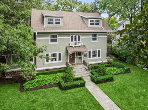 Tiny photo for 412 Central Avenue, Wilmette, IL 60091 (MLS # 12568859)