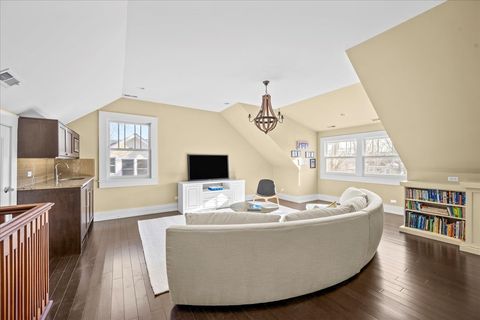 Tiny photo for 412 Central Avenue, Wilmette, IL 60091 (MLS # 12568859)