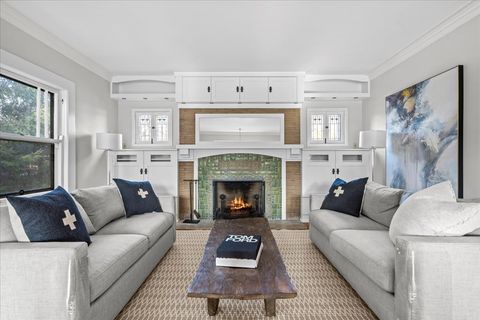 Tiny photo for 412 Central Avenue, Wilmette, IL 60091 (MLS # 12568859)