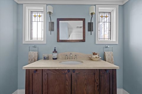 Tiny photo for 412 Central Avenue, Wilmette, IL 60091 (MLS # 12568859)