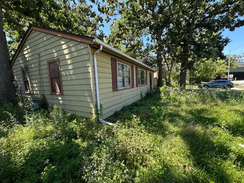 Tiny photo for 7903 W 87th Street, Bridgeview, IL 60455 (MLS # 12719004)