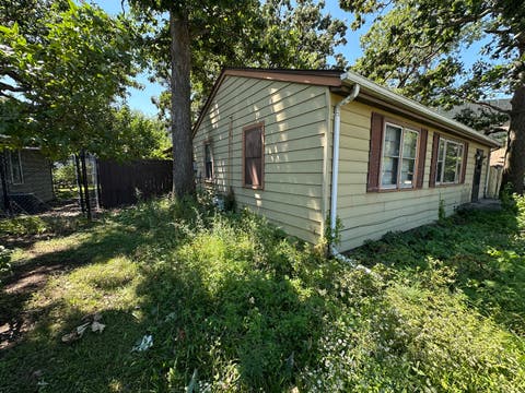 Tiny photo for 7903 W 87th Street, Bridgeview, IL 60455 (MLS # 12719004)