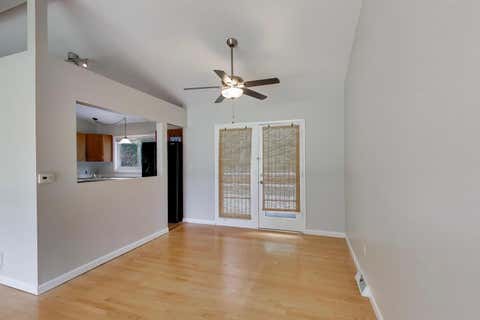 Tiny photo for 2401 E Thornwood Drive, Lindenhurst, IL 60046 (MLS # 12684703)