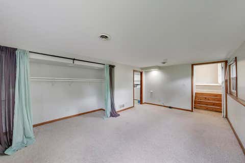 Tiny photo for 2401 E Thornwood Drive, Lindenhurst, IL 60046 (MLS # 12684703)