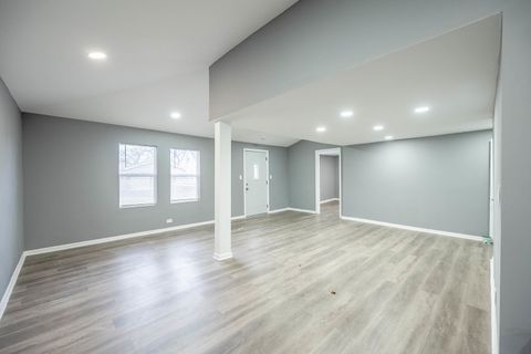 Tiny photo for 42425 N Park Lane E, Antioch, IL 60002 (MLS # 12533449)