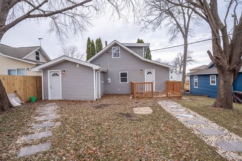 Tiny photo for 42425 N Park Lane E, Antioch, IL 60002 (MLS # 12533449)