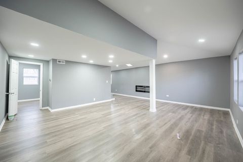 Tiny photo for 42425 N Park Lane E, Antioch, IL 60002 (MLS # 12533449)