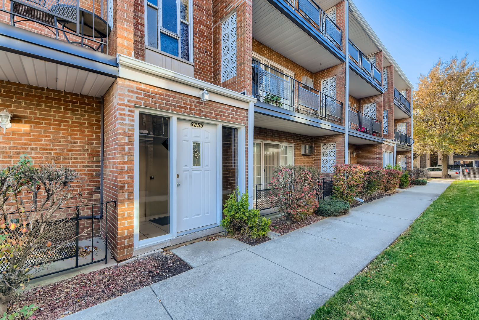 6255 S Mason Avenue 3D