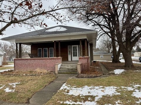 Photo of 200 N Harrison Street, Flanagan, IL 61740 (MLS # 12530721)