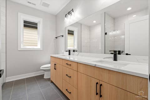 Tiny photo for 5228 S Mason Avenue, Chicago, IL 60638 (MLS # 12681257)