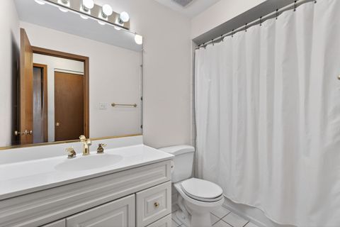 Tiny photo for 3211 Wild Oaks Court, Joliet, IL 60431 (MLS # 12622823)