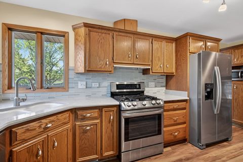 Tiny photo for 3211 Wild Oaks Court, Joliet, IL 60431 (MLS # 12622823)