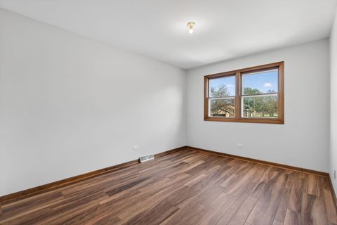 Tiny photo for 3211 Wild Oaks Court, Joliet, IL 60431 (MLS # 12622823)